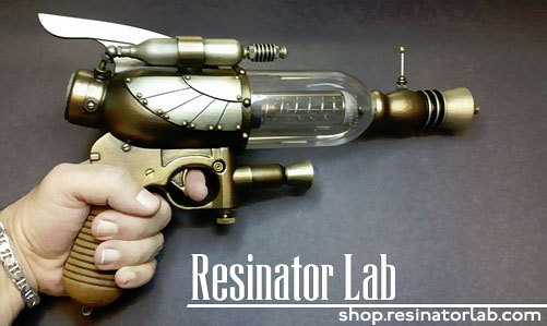 Retro Space Ray Gun from Resinator Lab